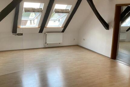 Wohnung Morschen - 4 Zimmer, 100 m&sup2;, 700&euro; | Angebot:27597568