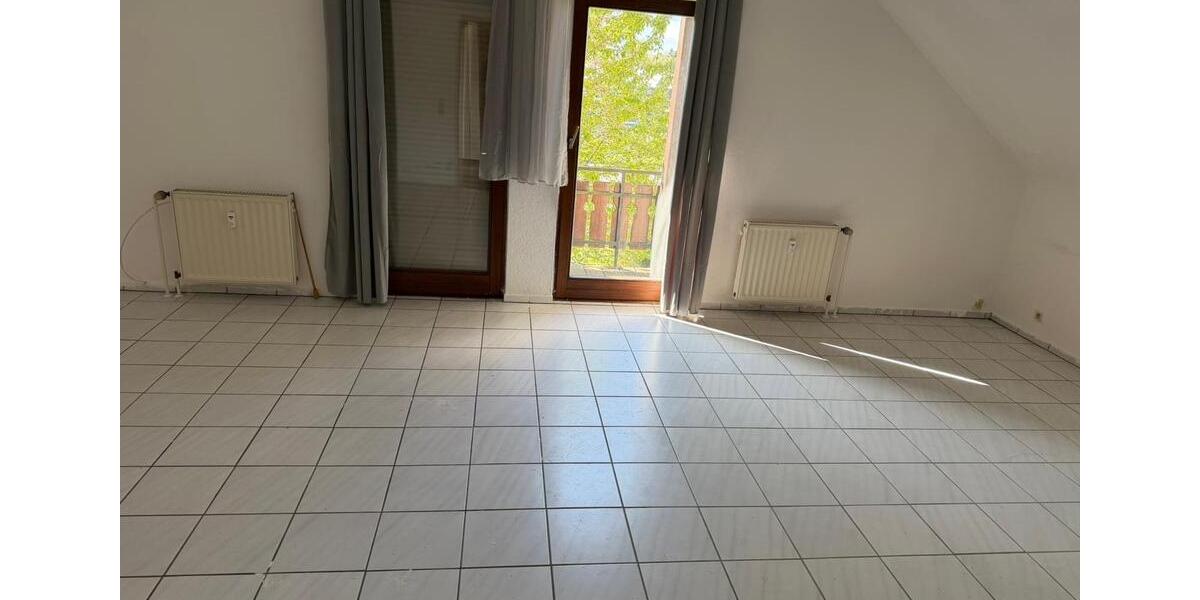 Etagenwohnung Kassel Fasanenhof - 3 Zimmer, 78 m&sup2;, 650&euro; | Angebot:26235599