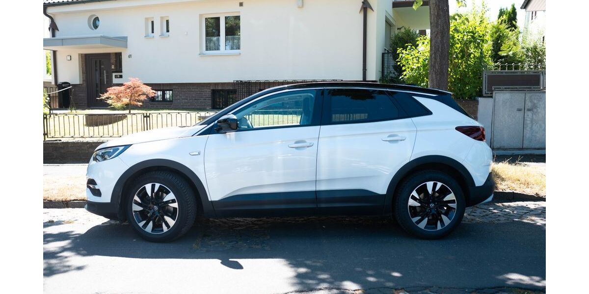 Opel Grandland (X) 77.400 km 16.900 &euro; Kassel 34121