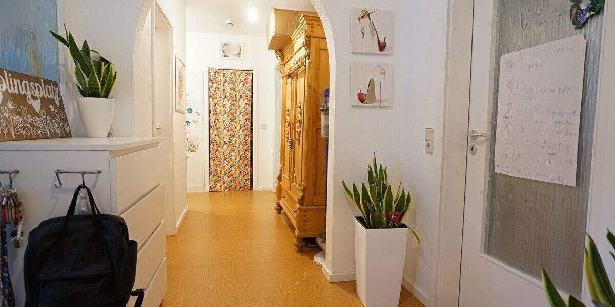 Etagenwohnung Zierenberg - 4 Zimmer, 98 m&sup2;, 139.000&euro; | Angebot:24647687