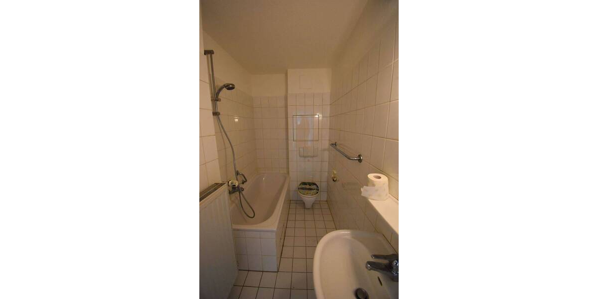 Etagenwohnung Kassel Bad Wilhelmshöhe - 3 Zimmer, 67 m&sup2;, 750&euro; | Angebot:25996896