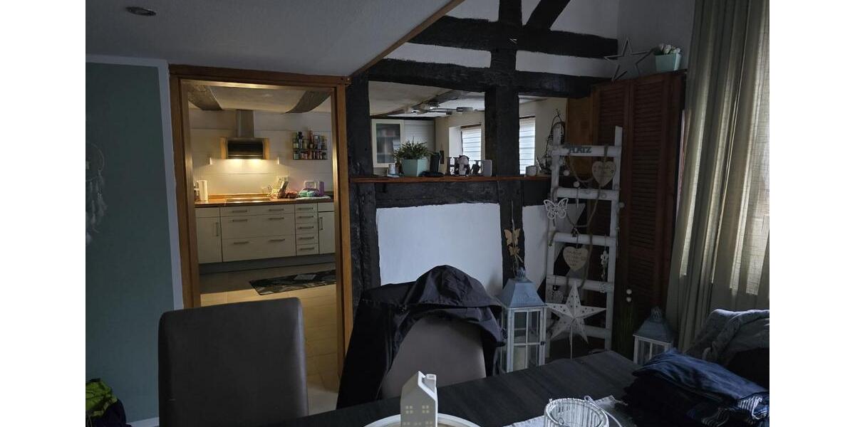 Etagenwohnung Hofgeismar - 8 Zimmer, 170 m&sup2;, 1.000&euro; | Angebot:26491609