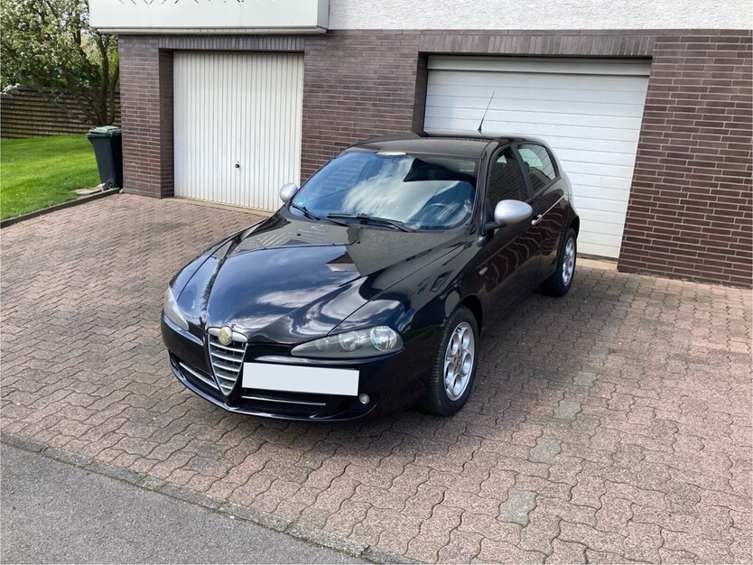 Alfa Romeo 147 163.210 km 5.000 € Berkatal 37297