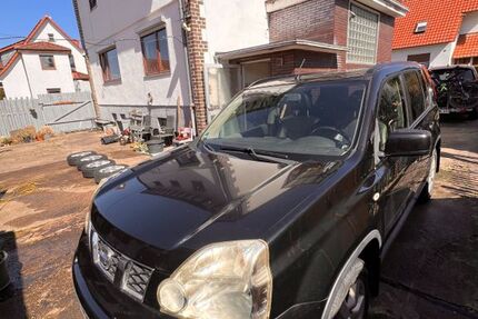 Nissan X-Trail 269.422 km 6.400 &euro; Witzenhausen 37218