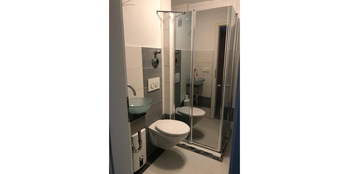 Hochparterre Kassel Bettenhausen - 7 Zimmer, 105 m&sup2;, 1.207&euro; | Angebot:26197318