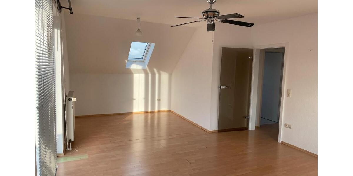 Etagenwohnung Lohfelden - 2 Zimmer, 63 m&sup2;, 750&euro; | Angebot:24893222