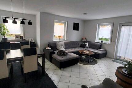 2ZKB helle Souterrain Whg , Terasse, Fußbodenhzg, KS Ndzw 2 zimmer