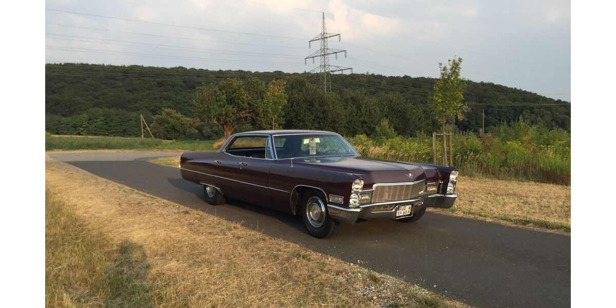 Cadillac Deville 98.000 km 18.500 &euro; Kassel 34130