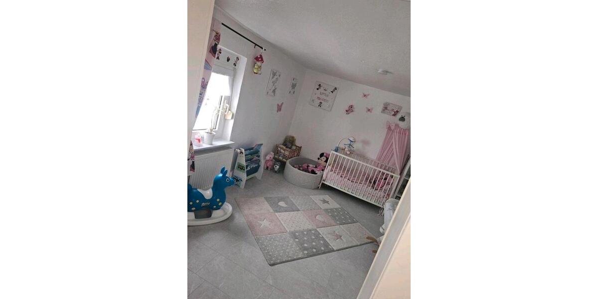 Einfamilienhaus Calden - 9 Zimmer, 180 m&sup2;, 329.000&euro; | Angebot:26176387