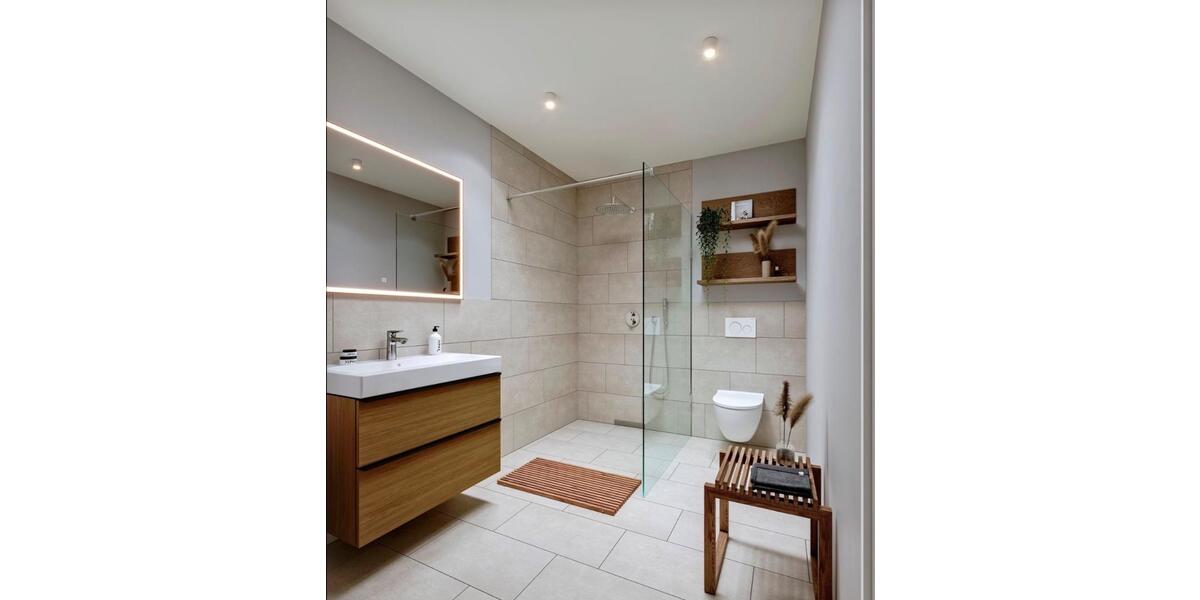 Etagenwohnung Kassel Südstadt - 3 Zimmer, 84 m&sup2;, 1.300&euro; | Angebot:24888590