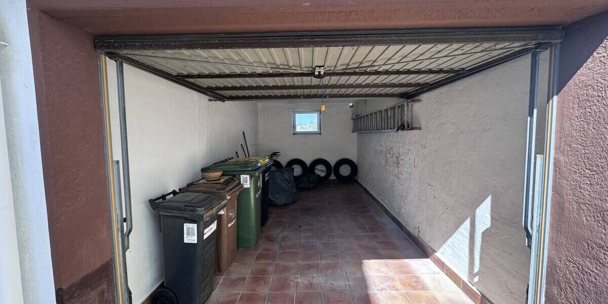 Einfamilienhaus Wolfhagen - 9 Zimmer, 210 m&sup2;, 159.000&euro; | Angebot:26657540