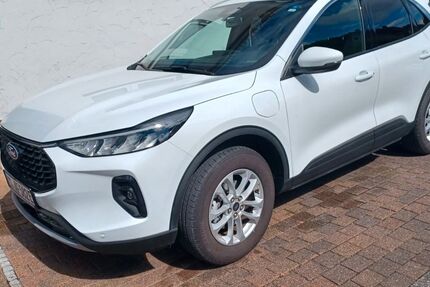 Ford Kuga 22.500 km 28.900 &euro; Söhrewald 34320