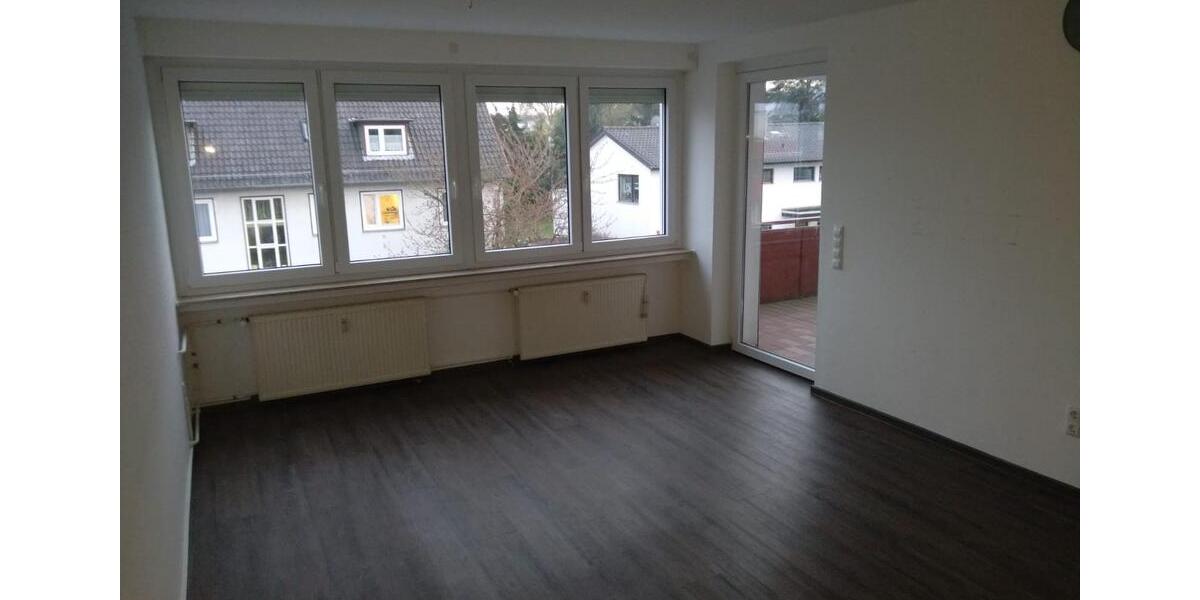 3 ZKB Wohnung mit Balkon mit einer Stellplatzoption 3 zimmer