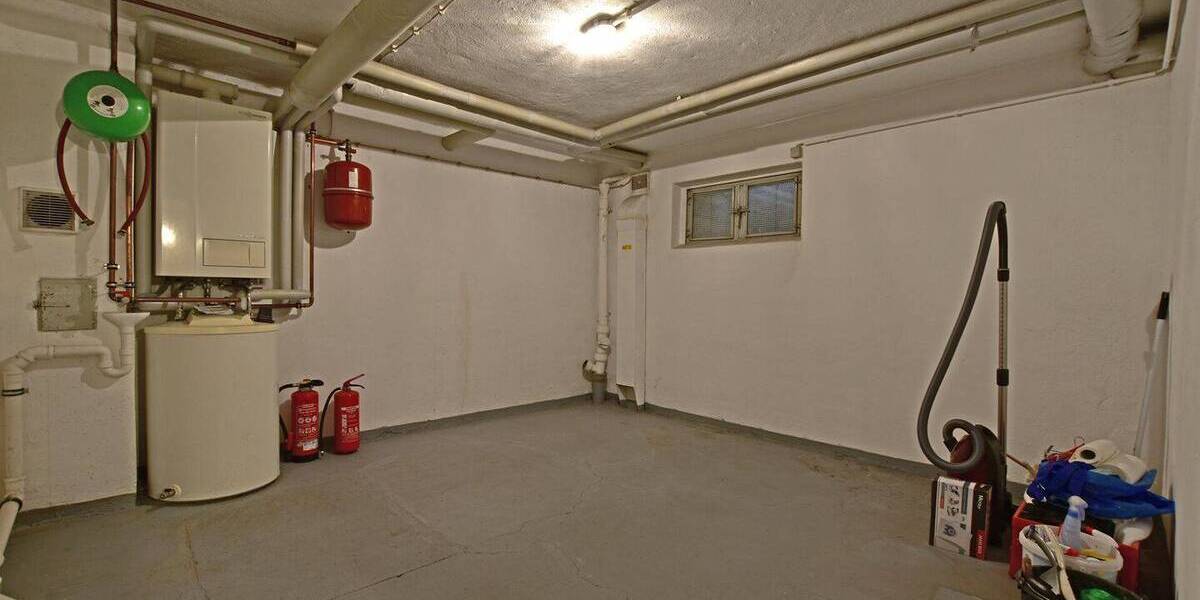 Reihenmittelhaus Kassel / Harleshausen Harleshausen - 4 Zimmer, 133 m&sup2;, 260.000&euro; | Angebot:26128439