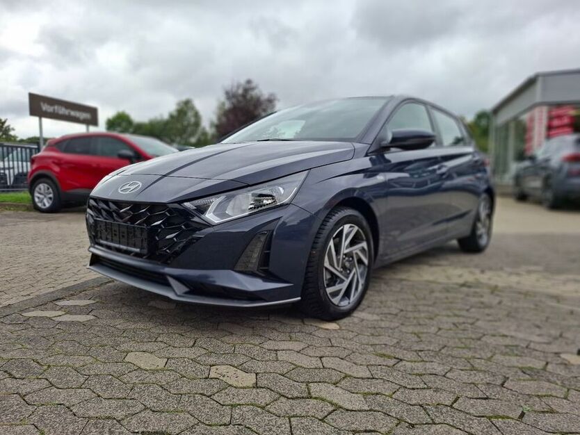i20