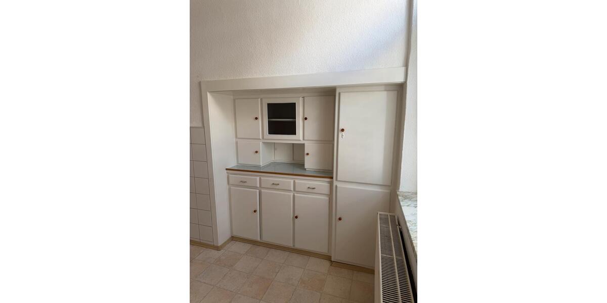 Erdgeschoßwohnung Kassel Bad Wilhelmshöhe - 3 Zimmer, 95 m&sup2;, 1.250&euro; | Angebot:26254497