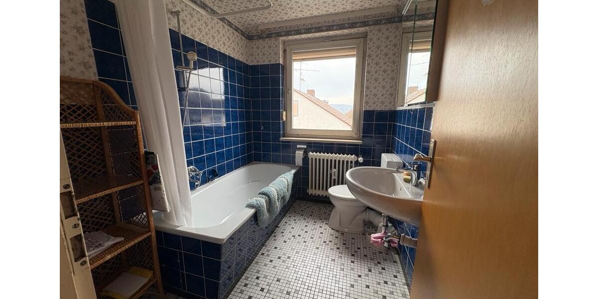 Einfamilienhaus Baunatal - 10 Zimmer, 250 m&sup2;, 495.000&euro; | Angebot:26233985