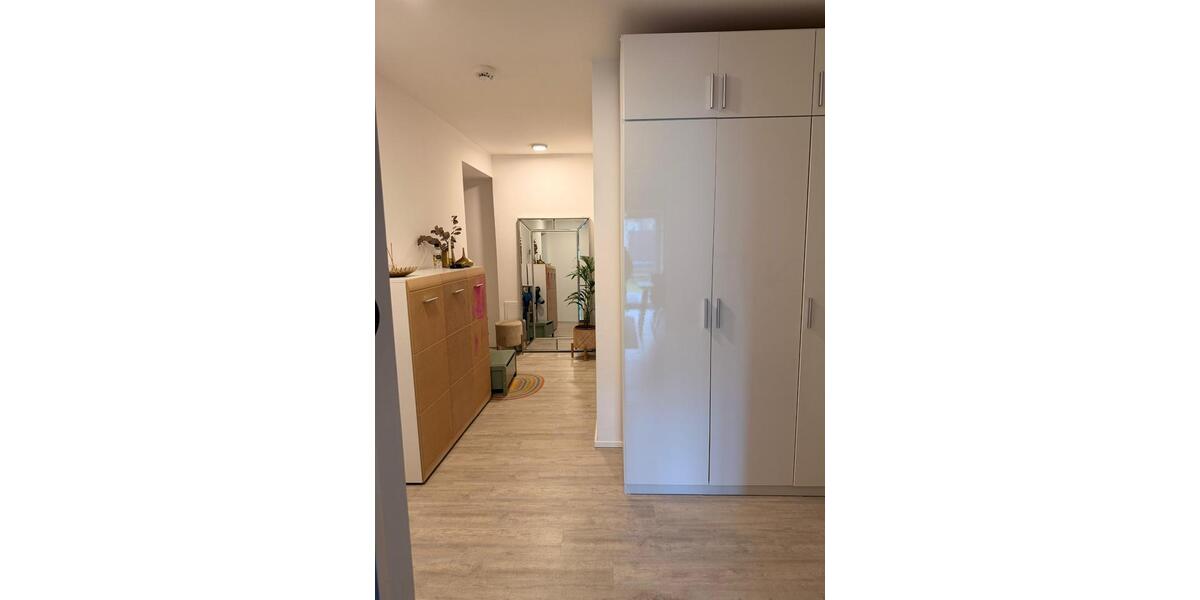 Erdgeschoßwohnung Felsberg - 3 Zimmer, 97 m&sup2;, 840&euro; | Angebot:25444883