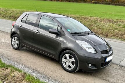 Toyota Yaris 99.850 km 5.850 &euro; Hofgeismar 34369