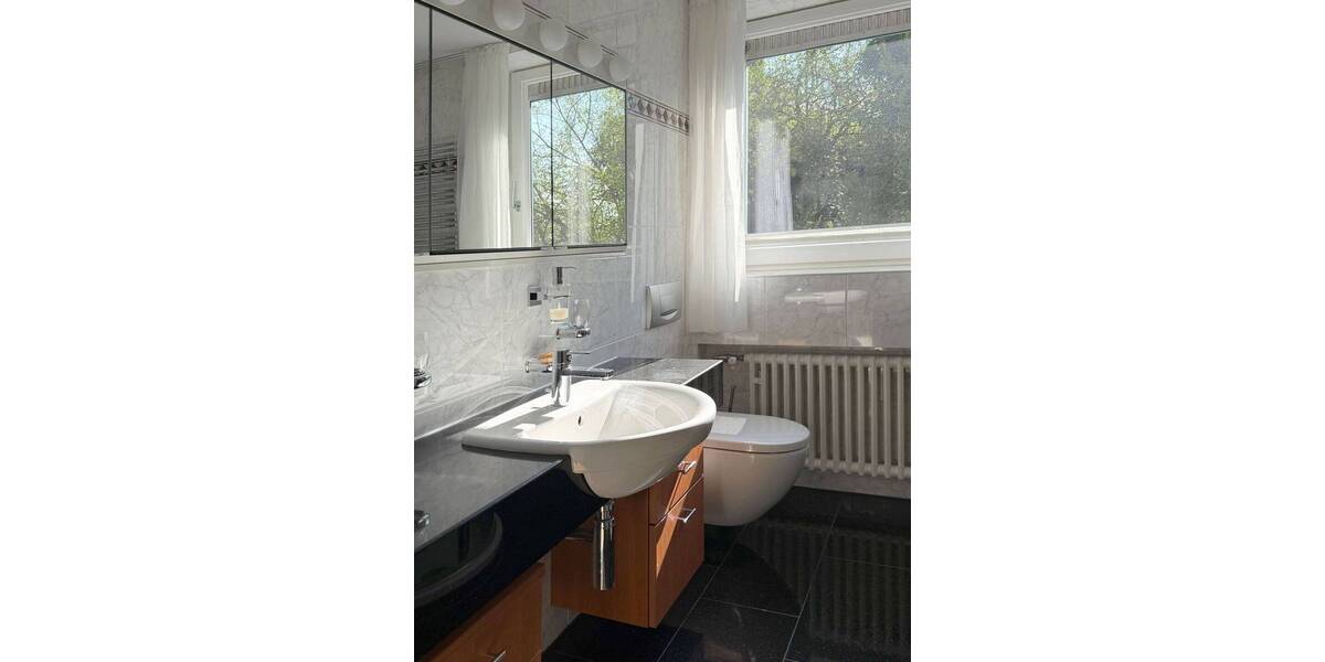 Einfamilienhaus Kassel Mitte - 6 Zimmer, 170 m&sup2;, 720.000&euro; | Angebot:26796710