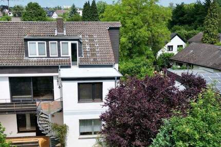 Ein Zuhause, das Generationen verbindet - großzügiges Zweifamilienhaus in Kassel-Kirchditmold 9 zimmer