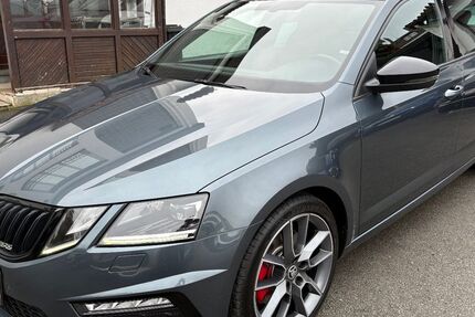 Skoda Octavia 198.385 km 13.990 € Kassel 34127