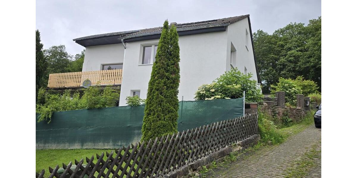 Einfamilienhaus Helsa - 4 Zimmer, 188 m&sup2;, 1.100&euro; | Angebot:24310991