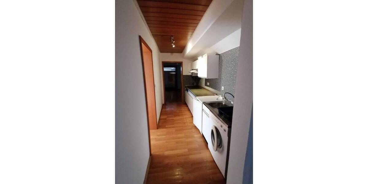 Einfamilienhaus Fritzlar / Cappel Cappel - 8 Zimmer, 267 m&sup2;, 275.000&euro; | Angebot:25741004