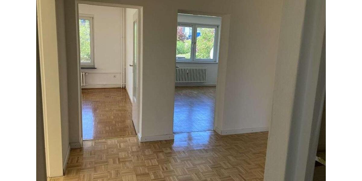 Etagenwohnung Kassel Fasanenhof - 4 Zimmer, 94 m&sup2;, 700&euro; | Angebot:26632896