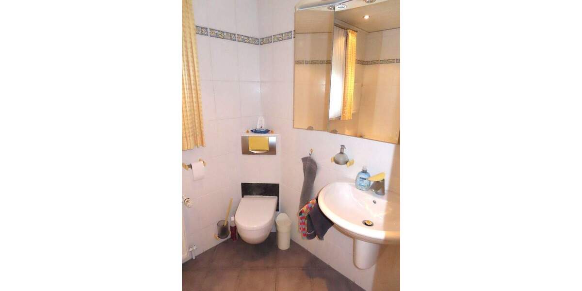 Doppelhaushälfte Niestetal Heiligenrode - 7 Zimmer, 132 m&sup2;, 349.000&euro; | Angebot:25153138