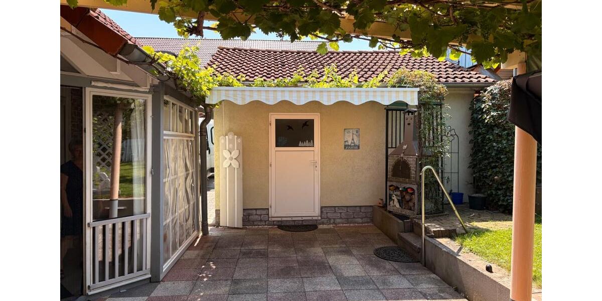 Reihenhaus Hofgeismar - 4 Zimmer, 100 m&sup2;, 350.000&euro; | Angebot:27054025