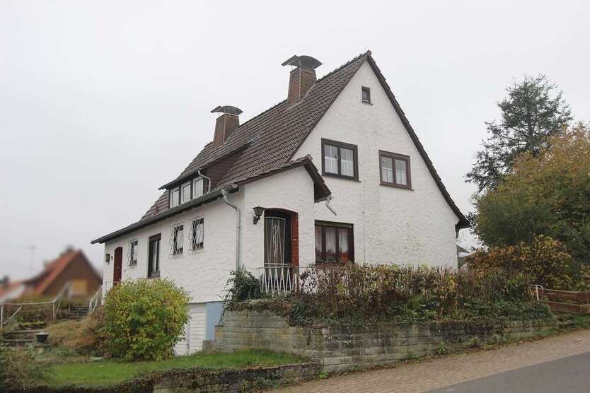 Haus zum Kaufen in Fritzlar 230.000 € 190 m²