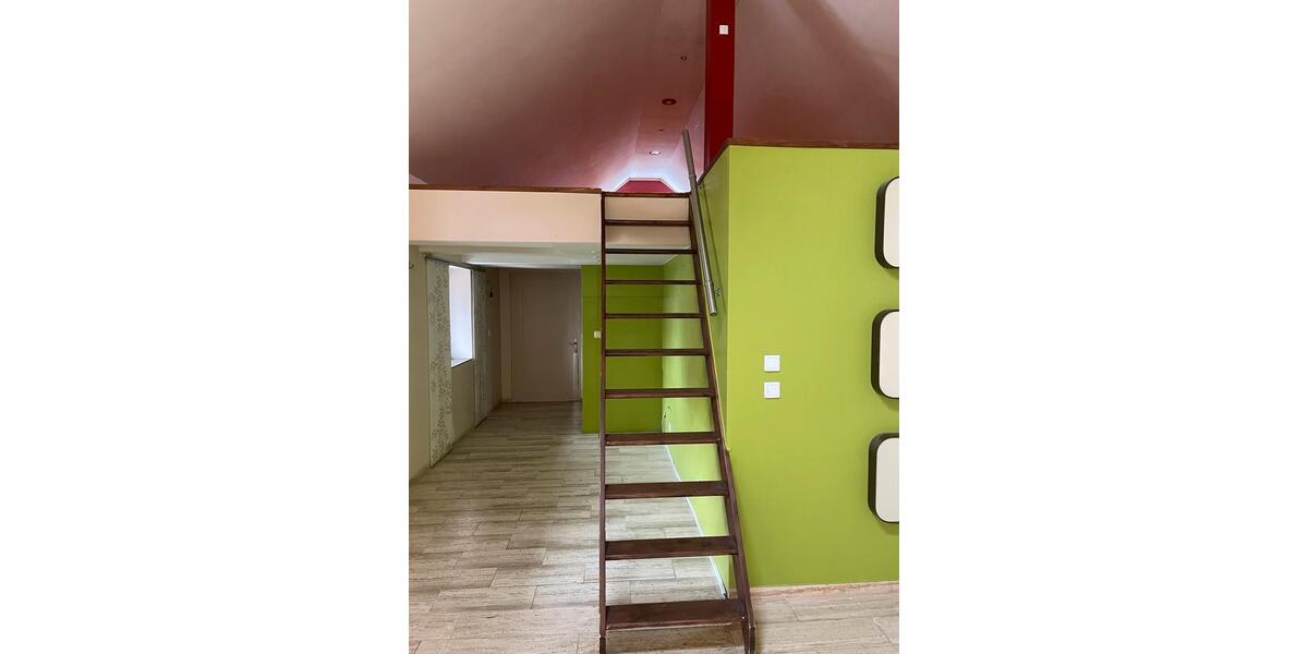 Etagenwohnung Calden - 9 Zimmer, 250 m&sup2;, 1.150&euro; | Angebot:24890915