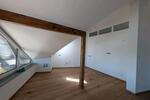 Dachgeschoßwohnung Bad Emstal - 4 Zimmer, 130 m&sup2;, 1.550&euro; | Angebot:26283672