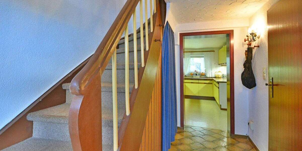 Doppelhaushälfte Kassel Bettenhausen - 4 Zimmer, 107 m&sup2;, 240.000&euro; | Angebot:24720722