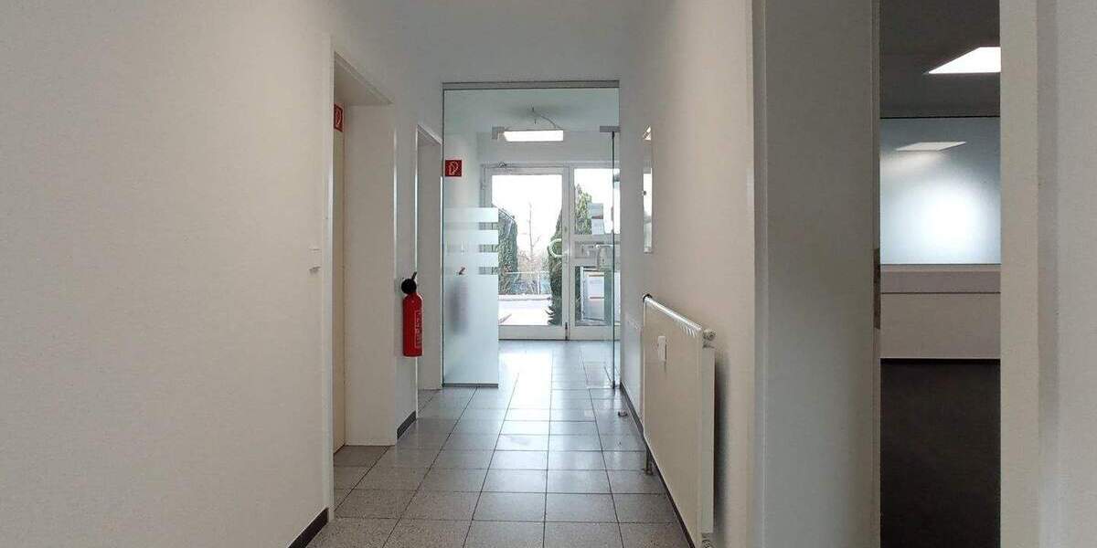Gewerbeobjekt Niestetal Sandershausen - 1.600&euro; | Angebot:25733993