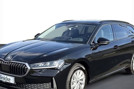 Skoda Superb 6.881 km 33.450 &euro; Baunatal 34225