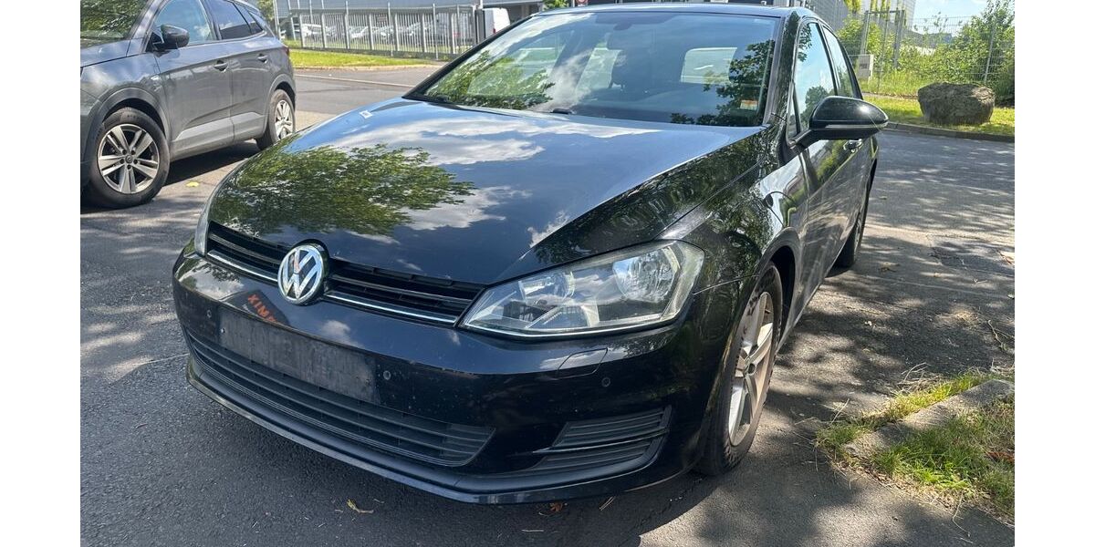 VW Golf 234.000 km 4.999 &euro; Kassel 34123