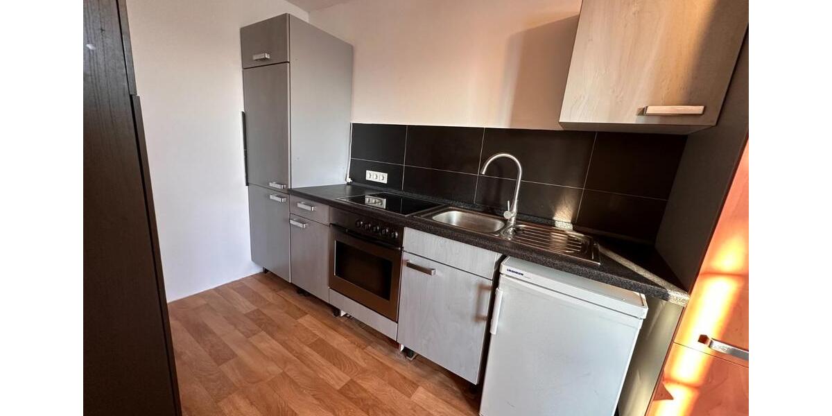Etagenwohnung Felsberg - 4 Zimmer, 71 m&sup2;, 595&euro; | Angebot:25824537