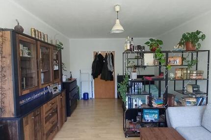 Wohnung Kassel Vorderer Westen - 2 Zimmer, 76 m&sup2;, 455&euro; | Angebot:26407520