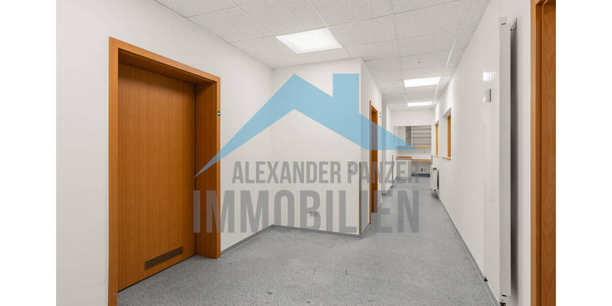 Mehrfamilienhaus, Wohnhaus Baunatal Großenritte - 9 Zimmer, 240 m&sup2;, 799.900&euro; | Angebot:26161707