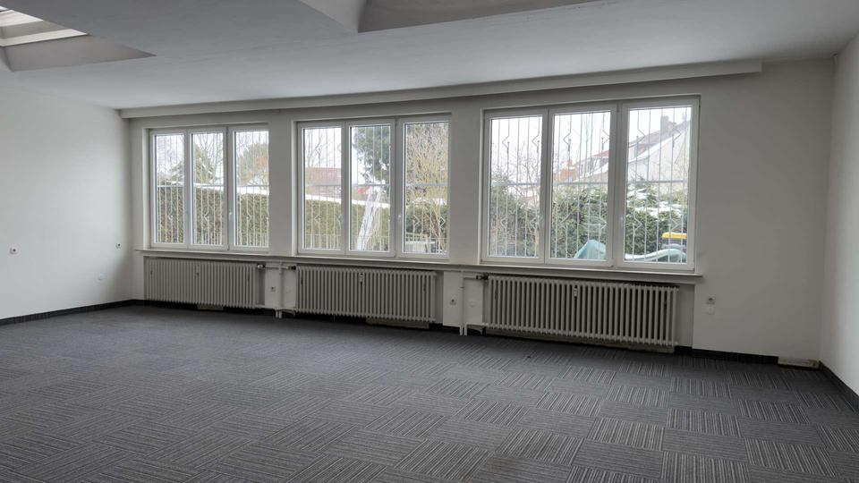 Gewerbeobjekt Kassel Niederzwehren - 1.500&euro; | Angebot:25105051