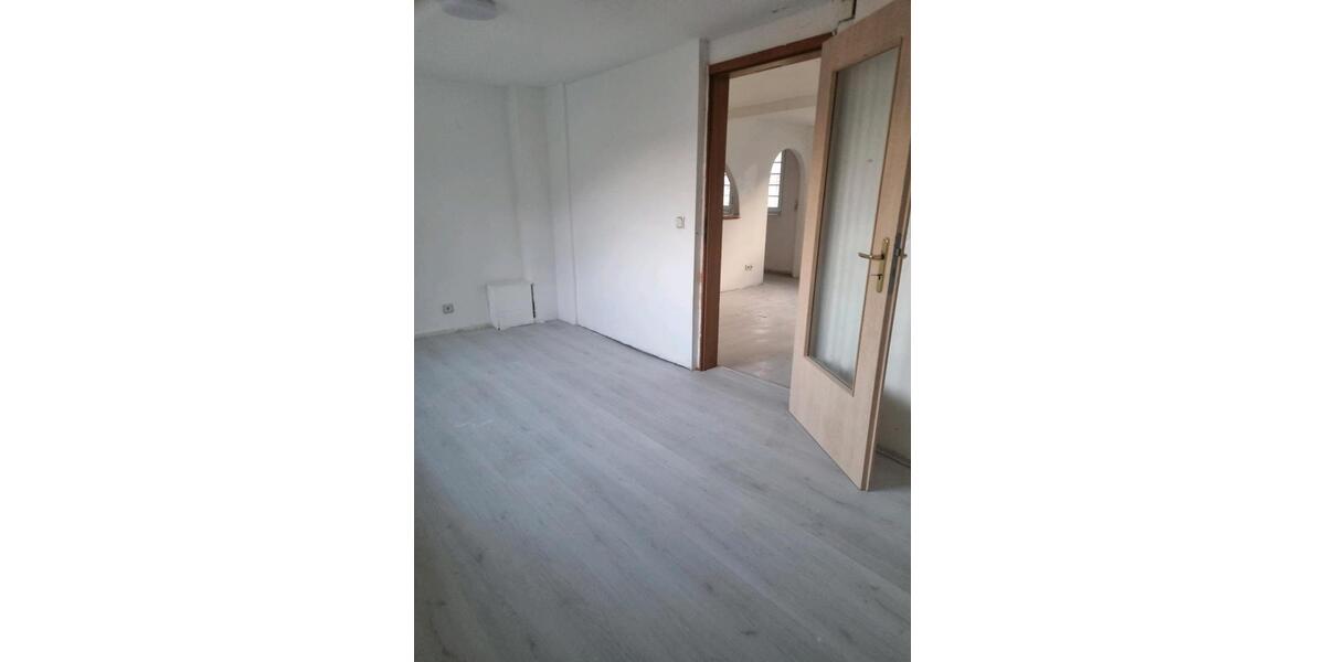 Etagenwohnung Zierenberg - 4 Zimmer, 80 m&sup2;, 850&euro; | Angebot:26612017