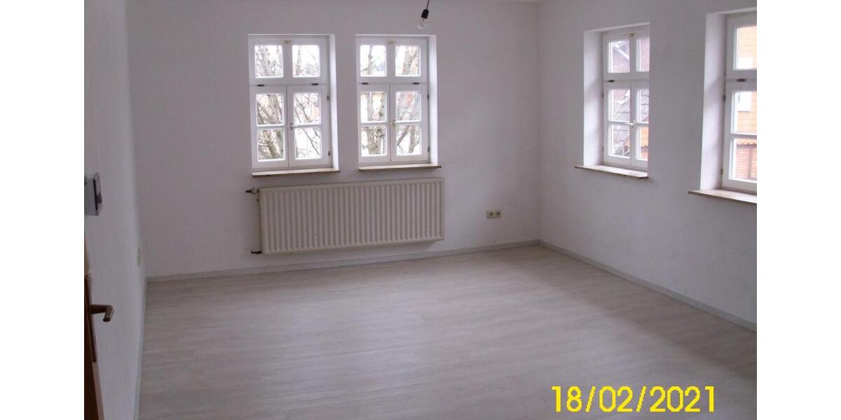 2-Zi.-Küche-Bad-Wohnung (67 qm) 2 zimmer
