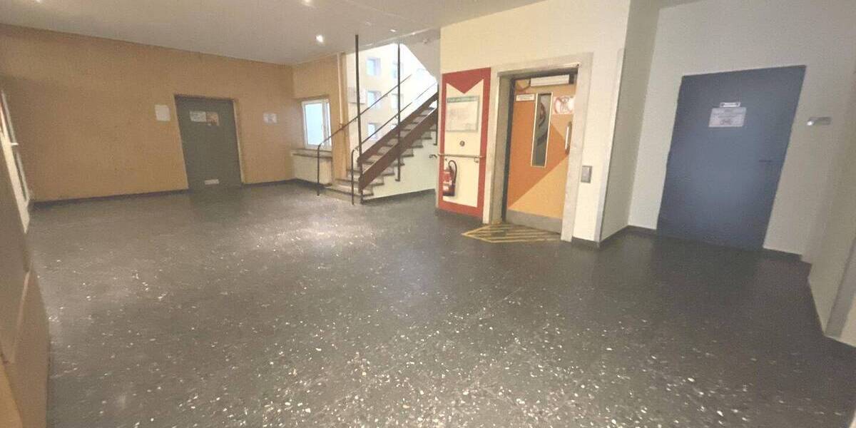 Mehrfamilienhaus, Wohnhaus Witzenhausen - 5 Zimmer, 1 m&sup2;, 191.000&euro; | Angebot:26155333