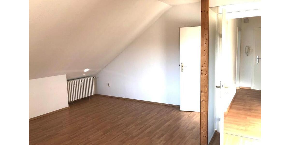 Dachgeschoßwohnung Kassel Südstadt - 2 Zimmer, 46 m&sup2;, 110.000&euro; | Angebot:26129958