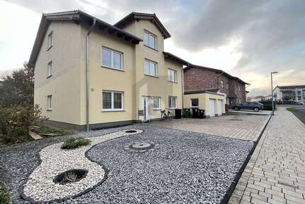 Haus Baunatal - 7 Zimmer, 209 m&sup2;, 547.000&euro; | Angebot:26497184