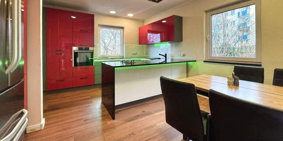 Modernisiertes Einfamilienhaus mit vielen Highlights und großzügigem Grundriss in urbaner Wohnlage von Kassel 5 zimmer