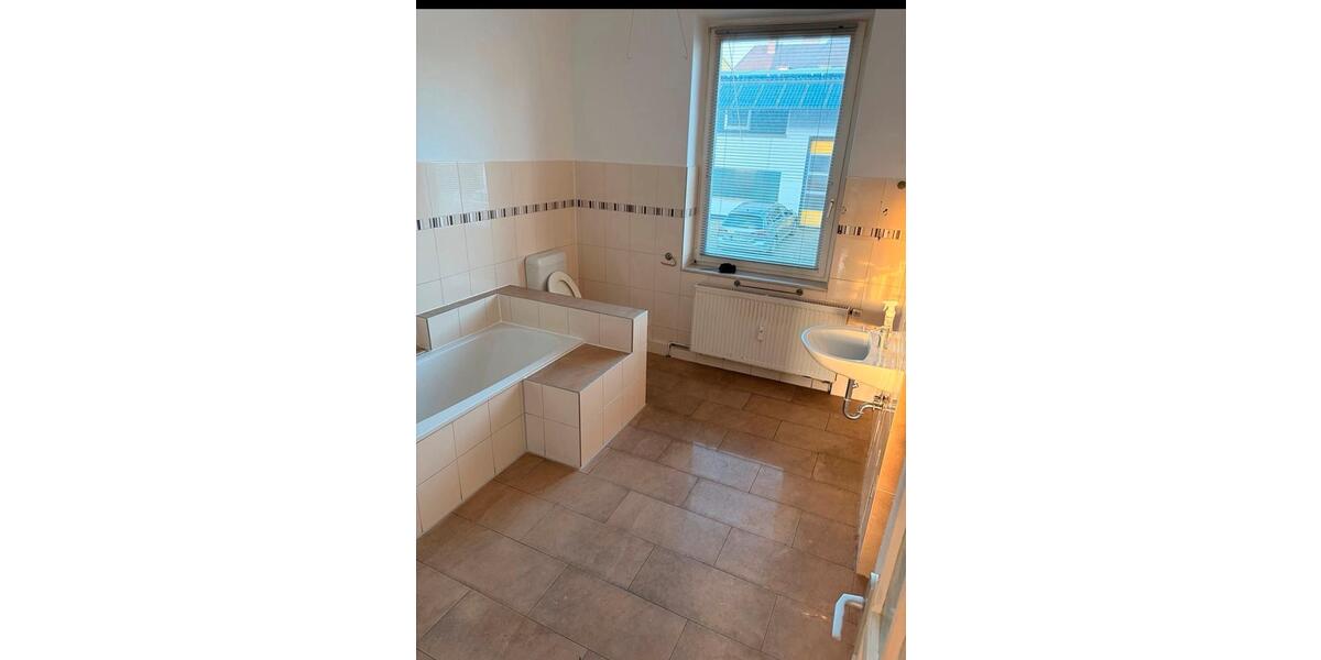 Etagenwohnung Kassel Bettenhausen - 4 Zimmer, 115 m&sup2;, 490&euro; | Angebot:24830012