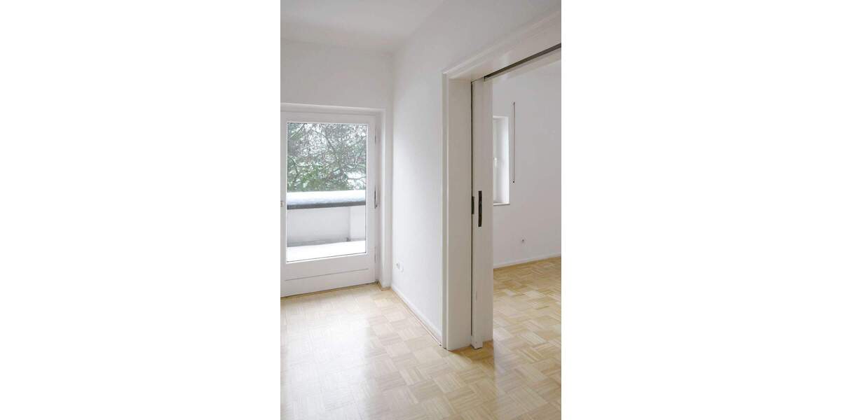 Etagenwohnung Kassel Bad Wilhelmshöhe - 2 Zimmer, 80 m&sup2;, 750&euro; | Angebot:25067049